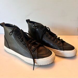 Clarks Black Leather High-Top Sneakers Shoes Women’s 7.5